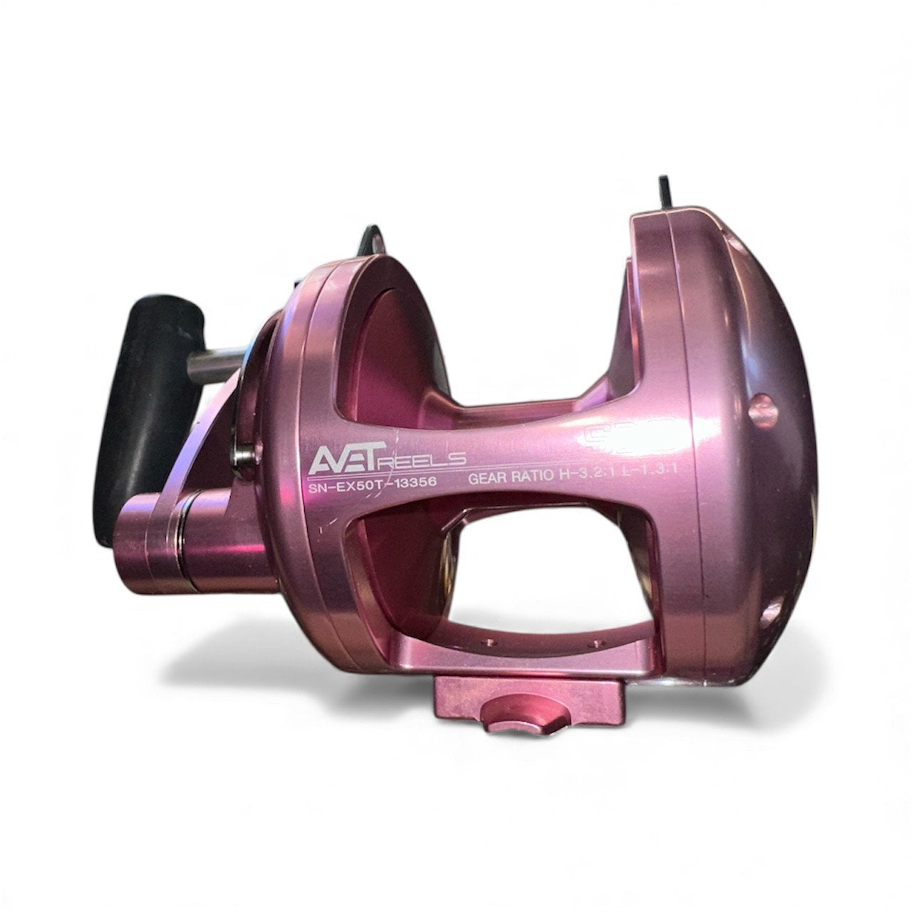 avet pro ex 50/2 two speed reel Avet EX 50/2 Pink BLEM – H&M Landing Store